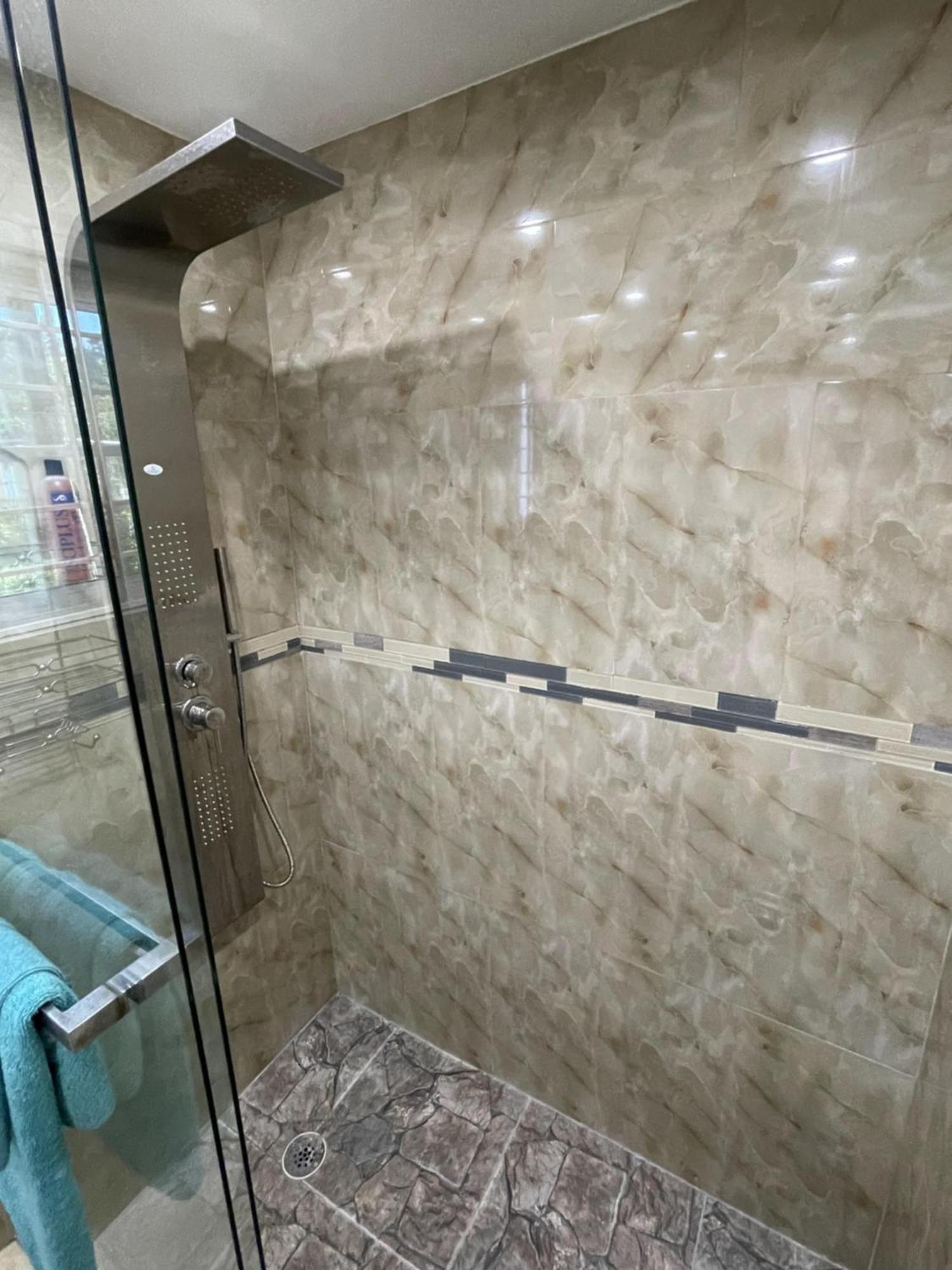 Three Palm Villa مونتيغو باي المظهر الخارجي الصورة